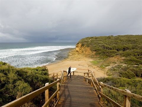 Great-Ocean-Road-Coast-Parks-Authority-Coastal-Reserves-Images_Aireys-Inlet_square.jpg