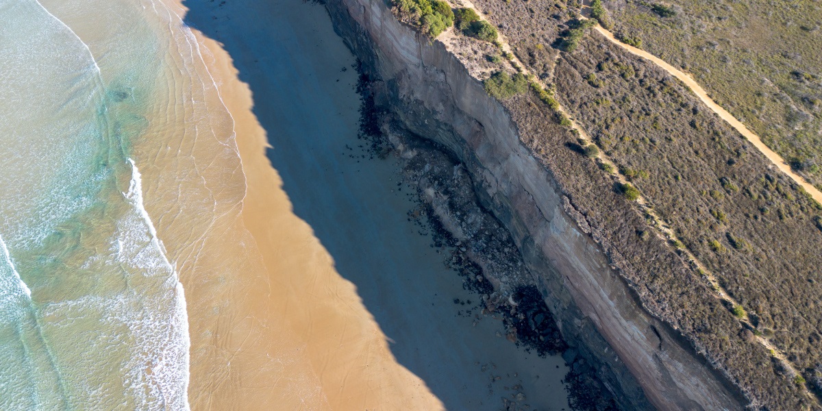 Coastal-Cliff-Risk.jpg