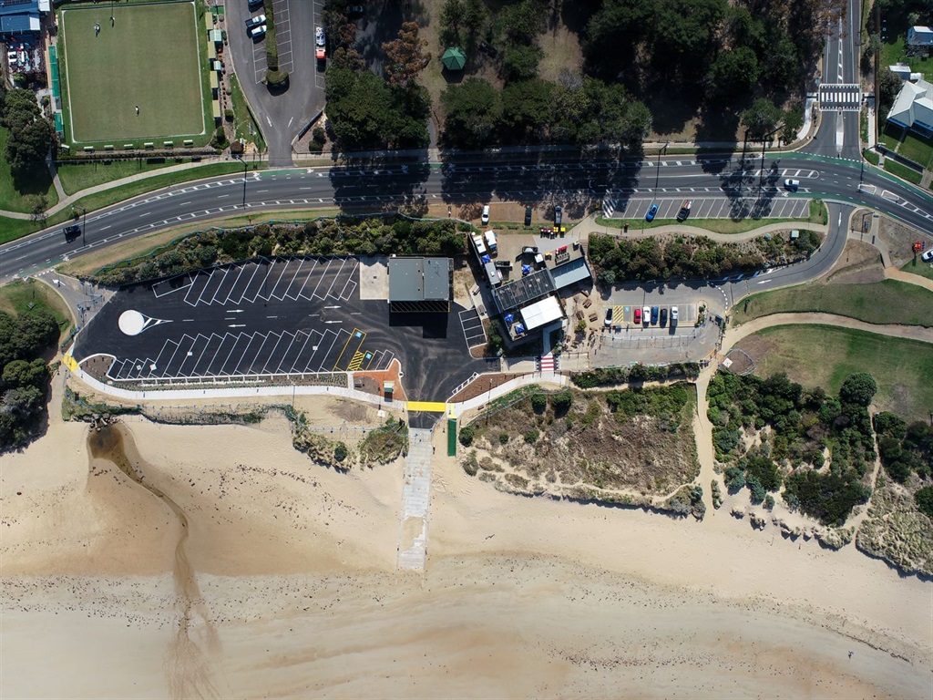 FishermansBeach_CarPark_Torquay_2410-51.jpg